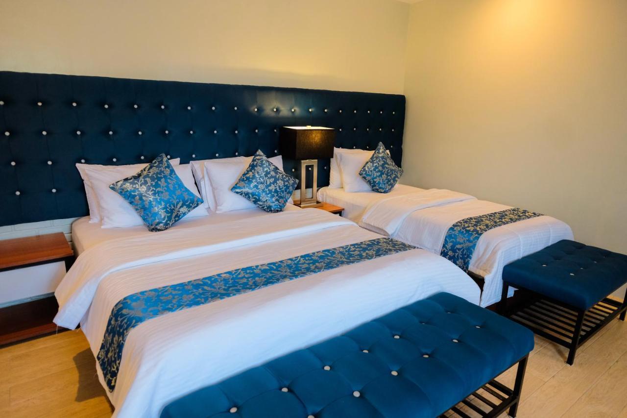 เดอะ มาดลิน บูทิก โฮเต็ล แอนด์ สวีท Hotel Davao ภายนอก รูปภาพ